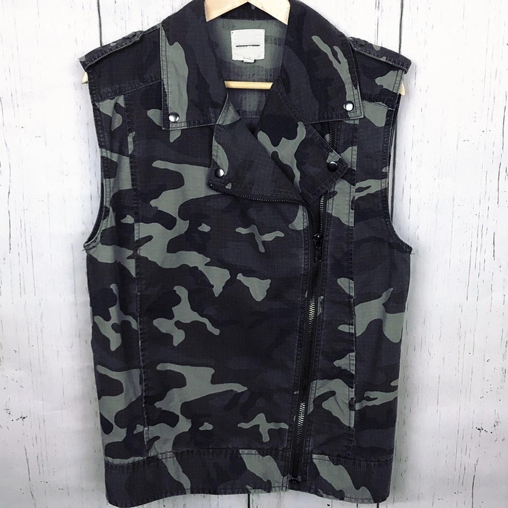 UO Moto Vest - Picture 9 of 13